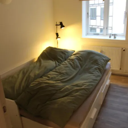 Visit Wonderful Center - 3 Bedroom Apartment